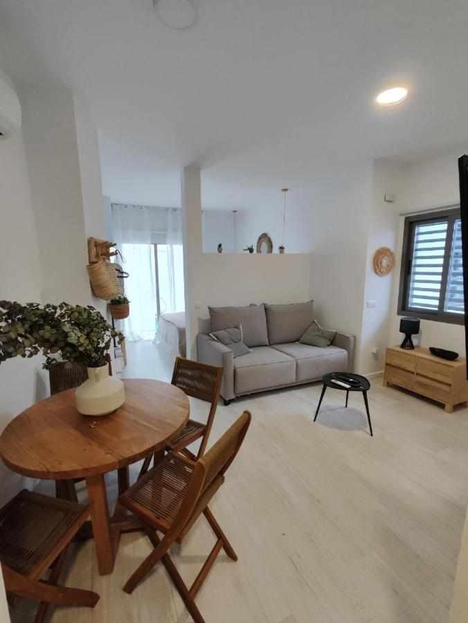 Apartamento Dos Aceras Malaga Zewnętrze zdjęcie