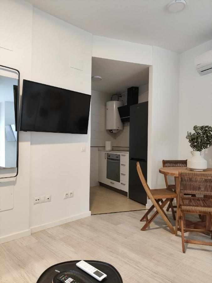 Apartamento Dos Aceras Malaga Zewnętrze zdjęcie